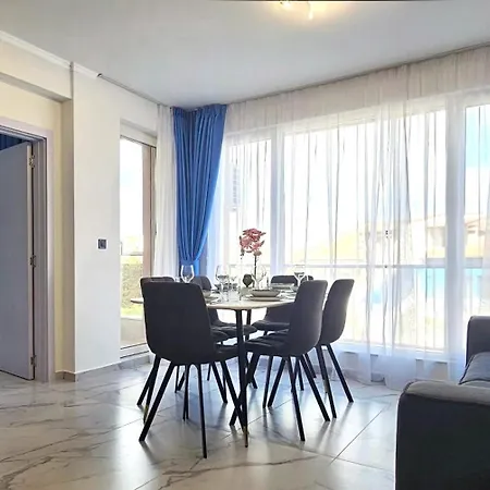 Sea View Luxury Apartments- Forest Retreat Luxury * Ahtopol